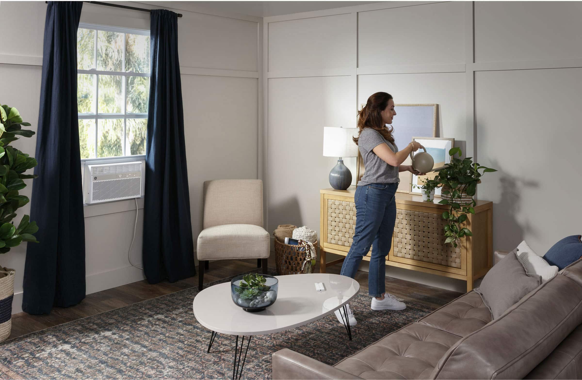 GE - 350 Sq. Ft. 8000 BTU Smart Window Air Conditioner - White