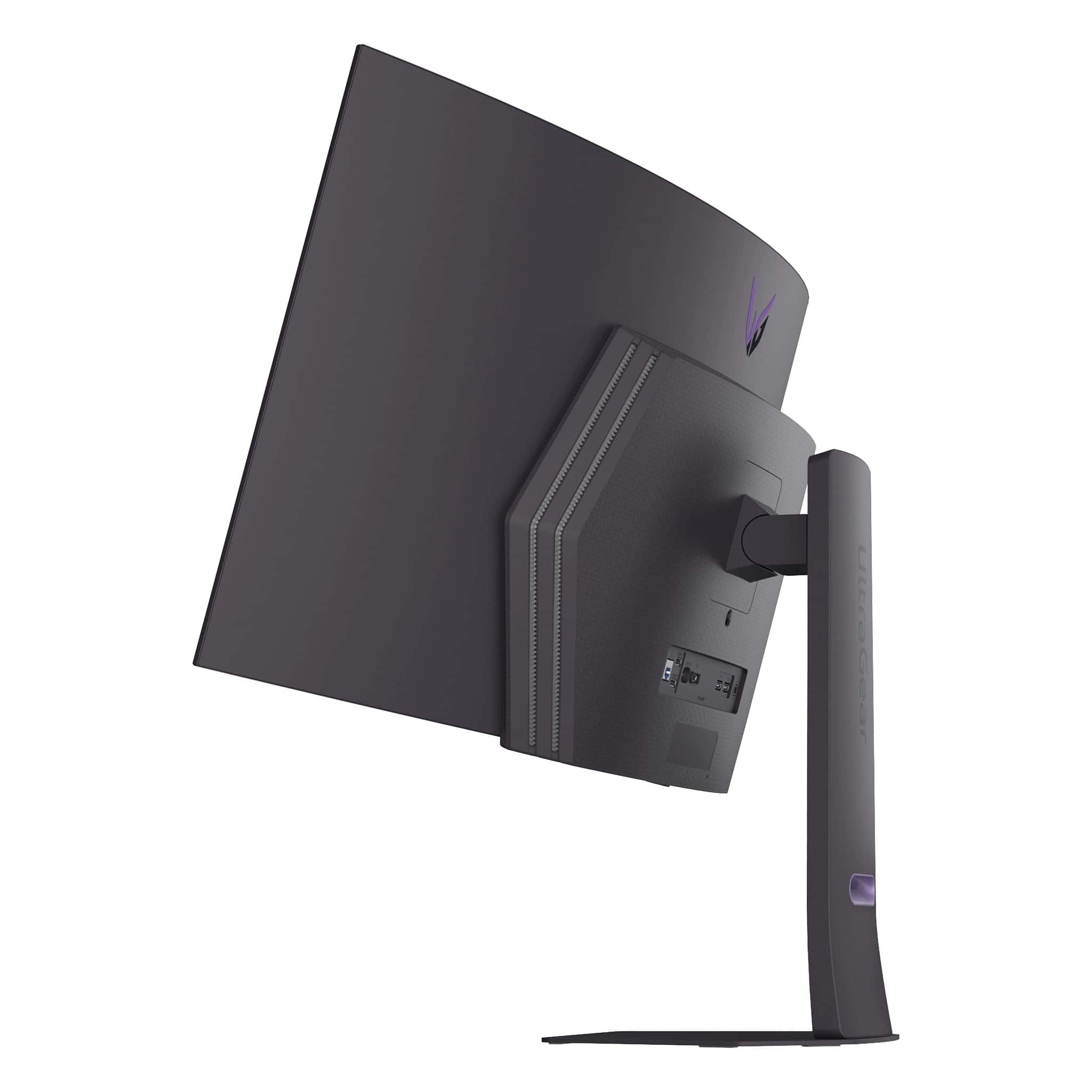 LG - UltraGear 45" WQHD OLED 240Hz 0.03ms G-SYNC FreeSync Premium Pro Gaming Monitor with DisplayHDR400 TRUE - Black